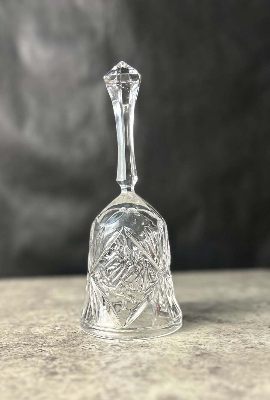 Vintage Handcrafted 24% Lead Crystal Cut Glass Bell Starburst Pattern